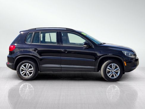 Used 2016 Volkswagen Tiguan S FWD image 3