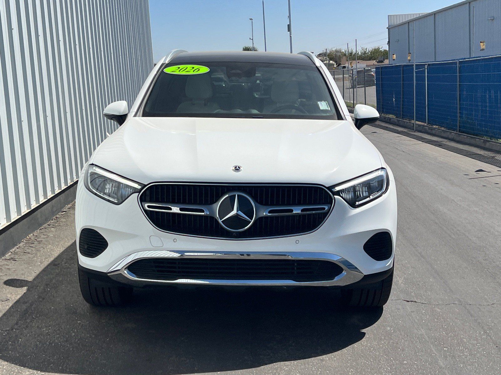Used 2026 Mercedes-Benz GLC 300 image 2