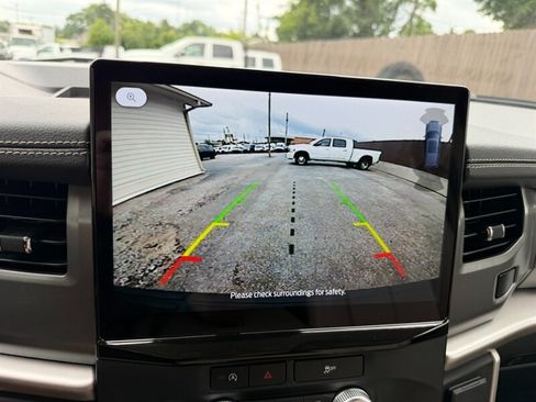 Used 2024 Ford Expedition XLT RWD image 42