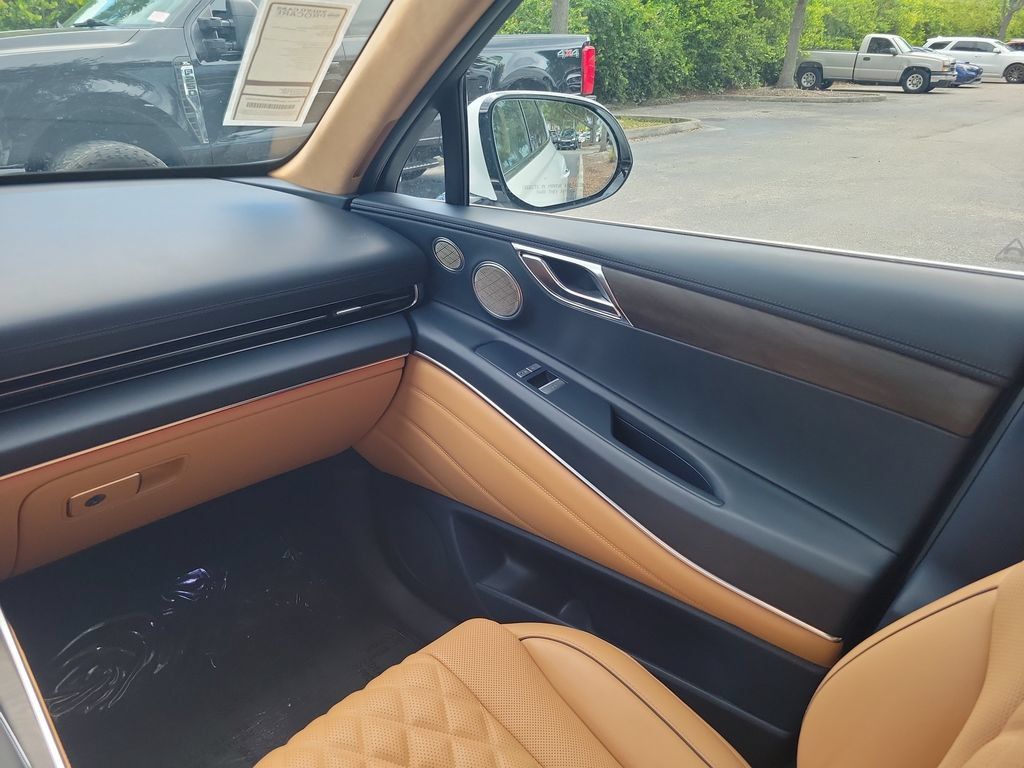 Certified 2024 Genesis GV80 3.5T AWD/4WD image 15