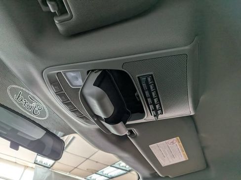 Used 2017 Ford F250 XLT w/ XLT Premium Package AWD/4WD image 32