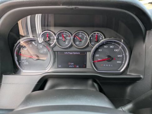 Used 2021 Chevrolet Silverado 1500 RST w/ Convenience Package II AWD/4WD image 12