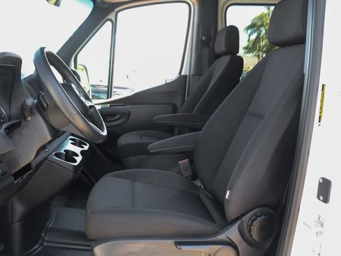 Used 2026 Mercedes-Benz Sprinter 2500 image 22