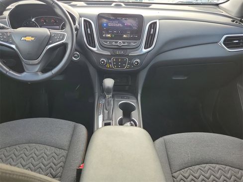 Used 2022 Chevrolet Equinox LT image 14