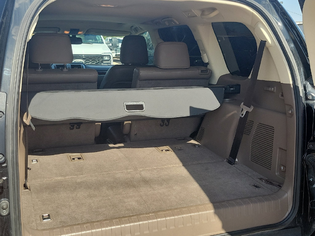 Used 2019 Lexus GX 460 Premium AWD/4WD image 14