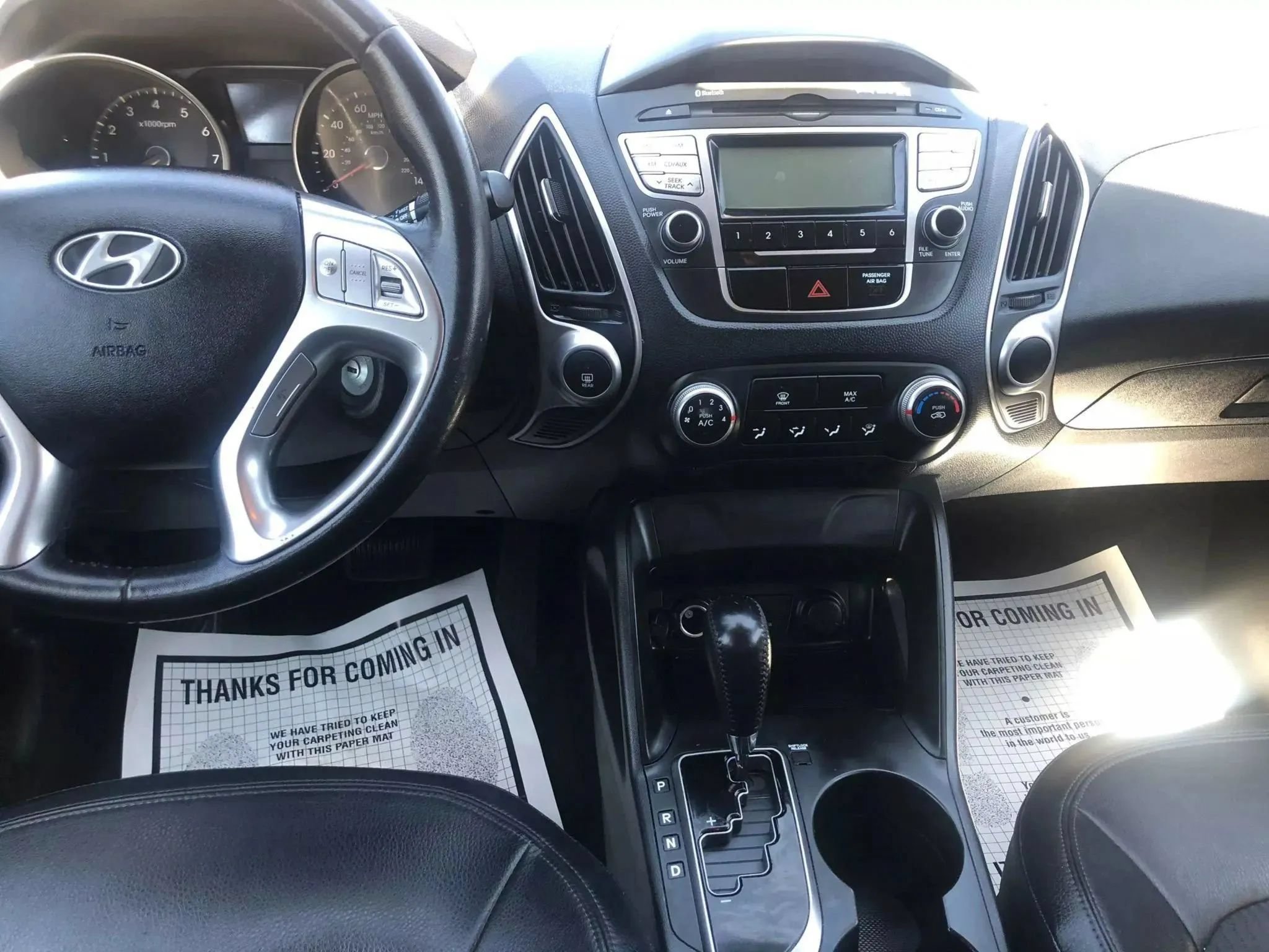 Used 2011 Hyundai Tucson GLS FWD image 16