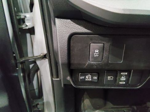 Used 2021 Toyota Tacoma TRD Off-Road image 24