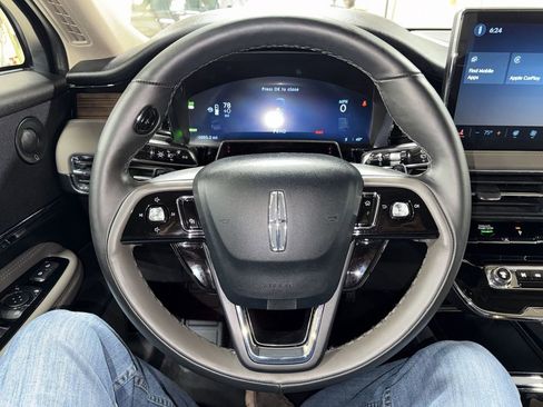 Certified 2025 Lincoln Corsair Grand Touring w/ Equipment Group 302A AWD/4WD image 11