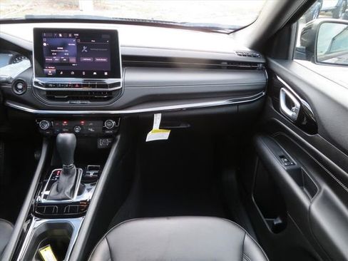 Used 2022 Jeep Compass Altitude image 13