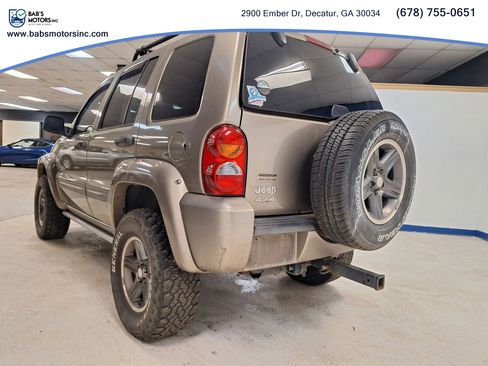 Used 2004 Jeep Liberty Renegade w/ Trailer Tow Group AWD/4WD image 9