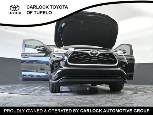 Used 2024 Toyota Highlander XLE image 55