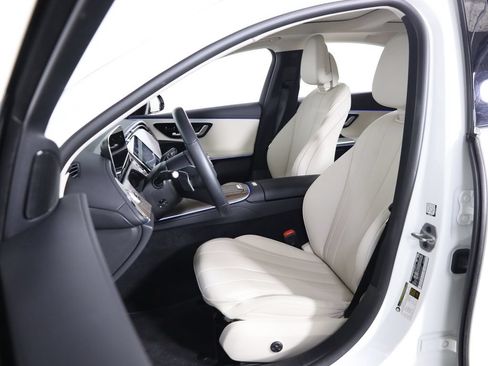 Certified 2025 Mercedes-Benz E 450 4MATIC Sedan image 23