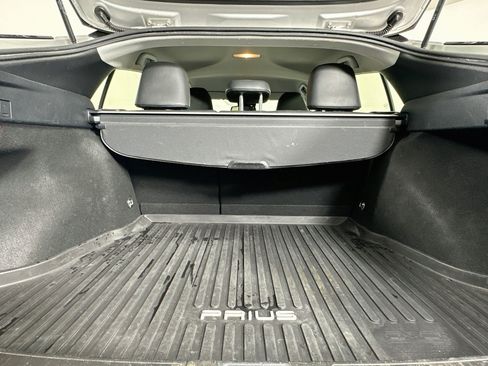 Used 2017 Toyota Prius Four FWD image 27