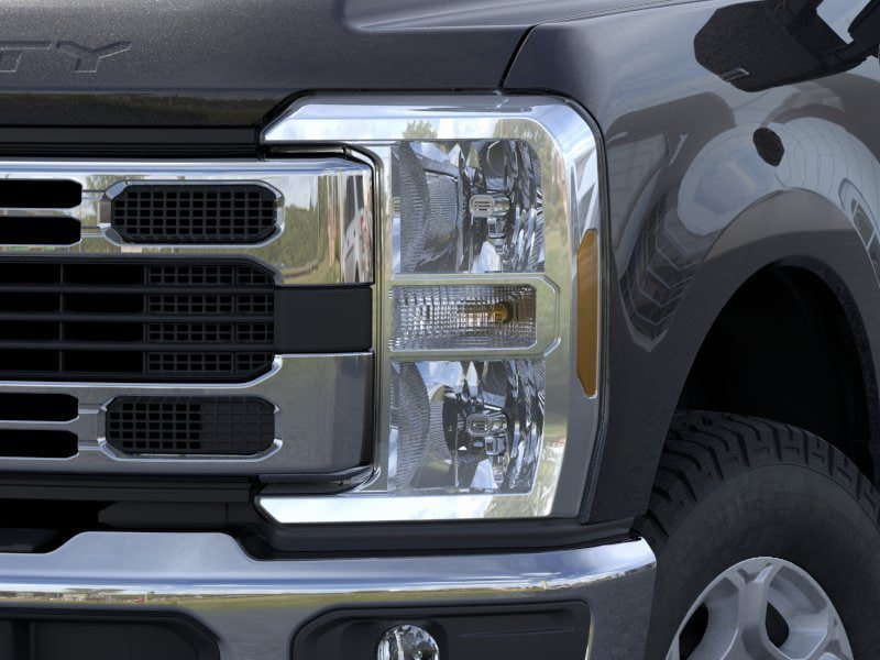 New 2026 Ford F250 XLT w/ FX4 Off-Road Package AWD/4WD image 36