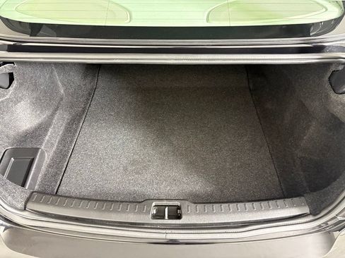 Used 2024 Volvo S60 B5 Plus FWD image 21