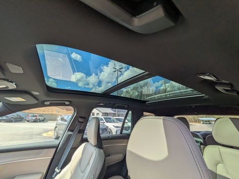 New 2026 Volvo XC90 T8 Ultra w/ Protection Package Premier AWD/4WD image 22