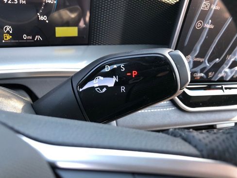 New 2026 Volkswagen Tiguan SE R-Line image 31