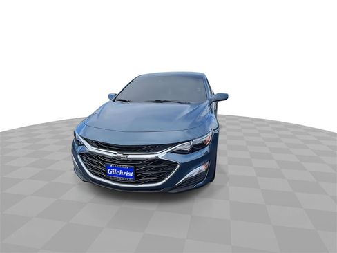 Used 2025 Chevrolet Malibu RS image 3