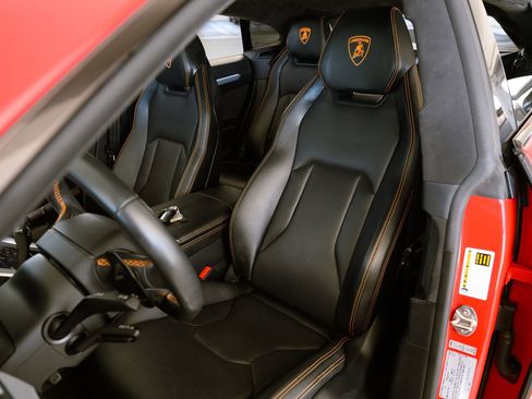 Used 2019 Lamborghini Urus image 23