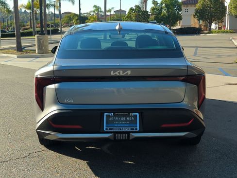 Used 2025 Kia K4 EX image 4