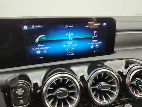 Used 2023 Mercedes-Benz CLA 250 image 10