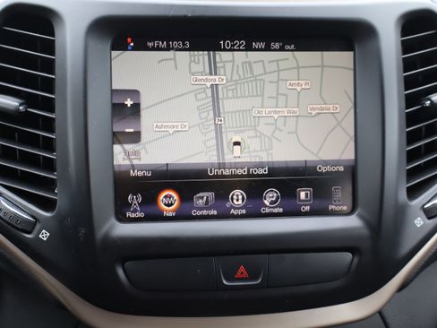 Used 2015 Jeep Cherokee Latitude w/ Cold Weather Group image 25