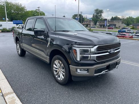 Used 2025 Ford F150 King Ranch w/ FX4 Off-Road Package AWD/4WD image 7