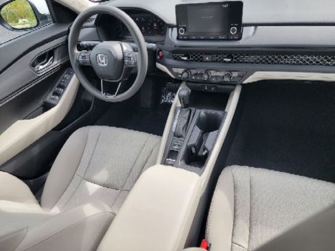 Used 2024 Honda Accord EX image 23