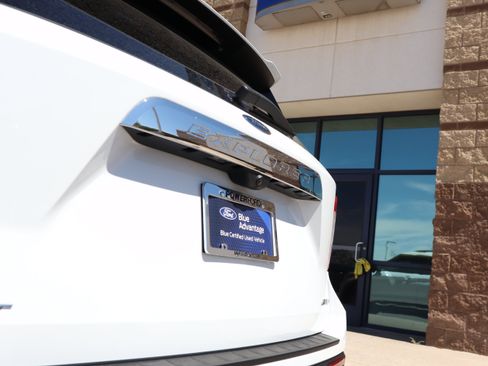 Certified 2023 Ford Explorer XLT AWD/4WD image 19