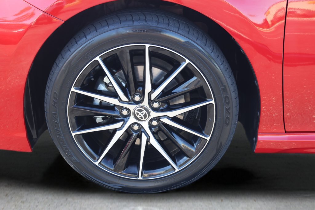 Used 2023 Toyota Camry SE FWD image 8