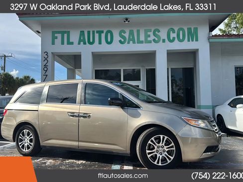 Used 2011 Honda Odyssey EX-L image 2