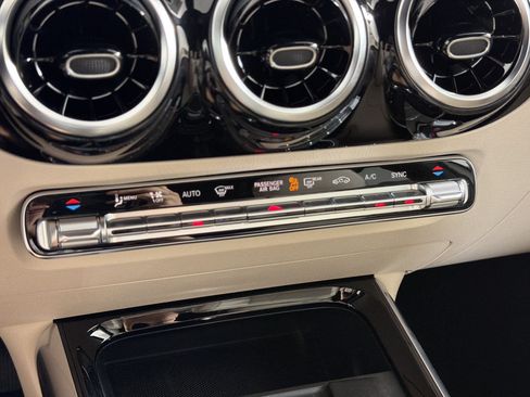 Used 2026 Mercedes-Benz GLA 250 4MATIC image 26
