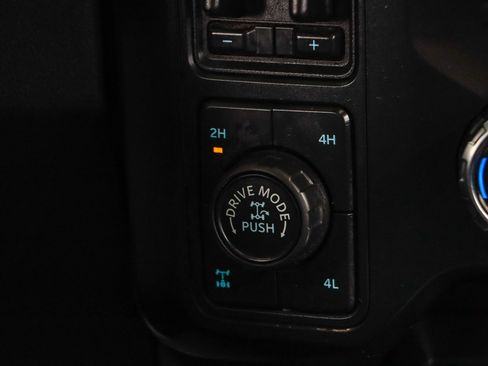 Used 2024 Ford F250 Lariat w/ Lariat Ultimate Package image 22