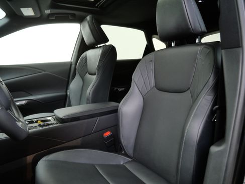 Used 2023 Lexus RX 350 Premium w/ Accessory Package (Z1) AWD/4WD image 15