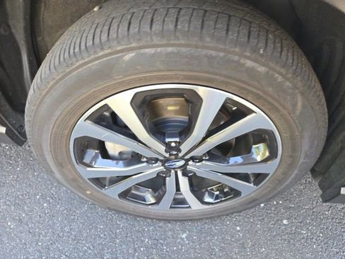 Used 2023 Subaru Forester Limited AWD/4WD image 16