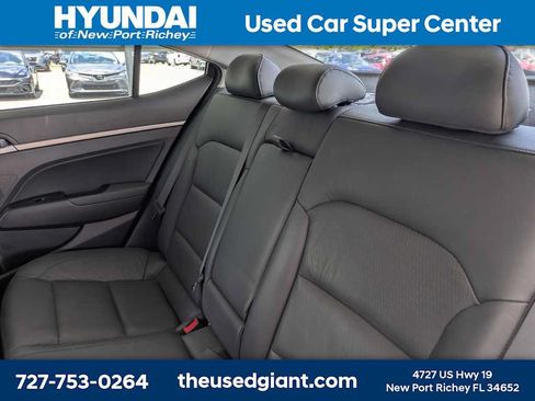 Used 2018 Hyundai Elantra Limited FWD image 14