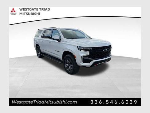 Used 2023 Chevrolet Suburban Z71 w/ Luxury Package AWD/4WD image 1