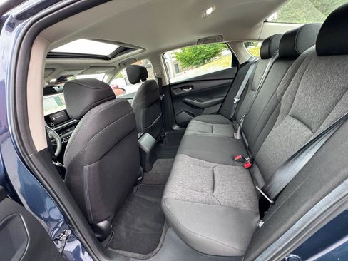 Used 2024 Honda Accord EX image 10