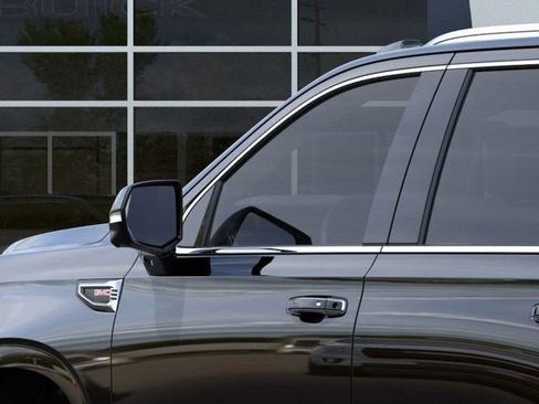 New 2026 GMC Yukon Elevation image 12