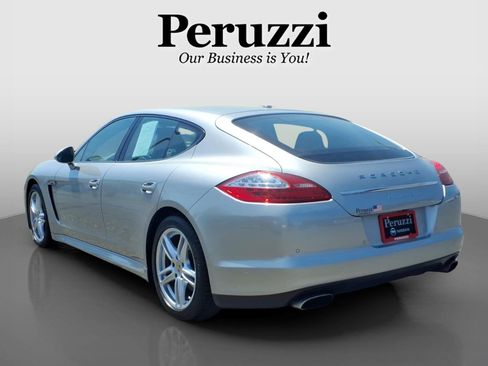Used 2012 Porsche Panamera RWD image 6
