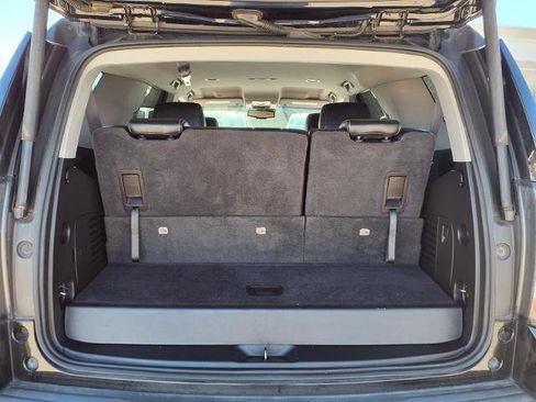 Used 2017 GMC Yukon SLE w/ SLE Value Package image 22