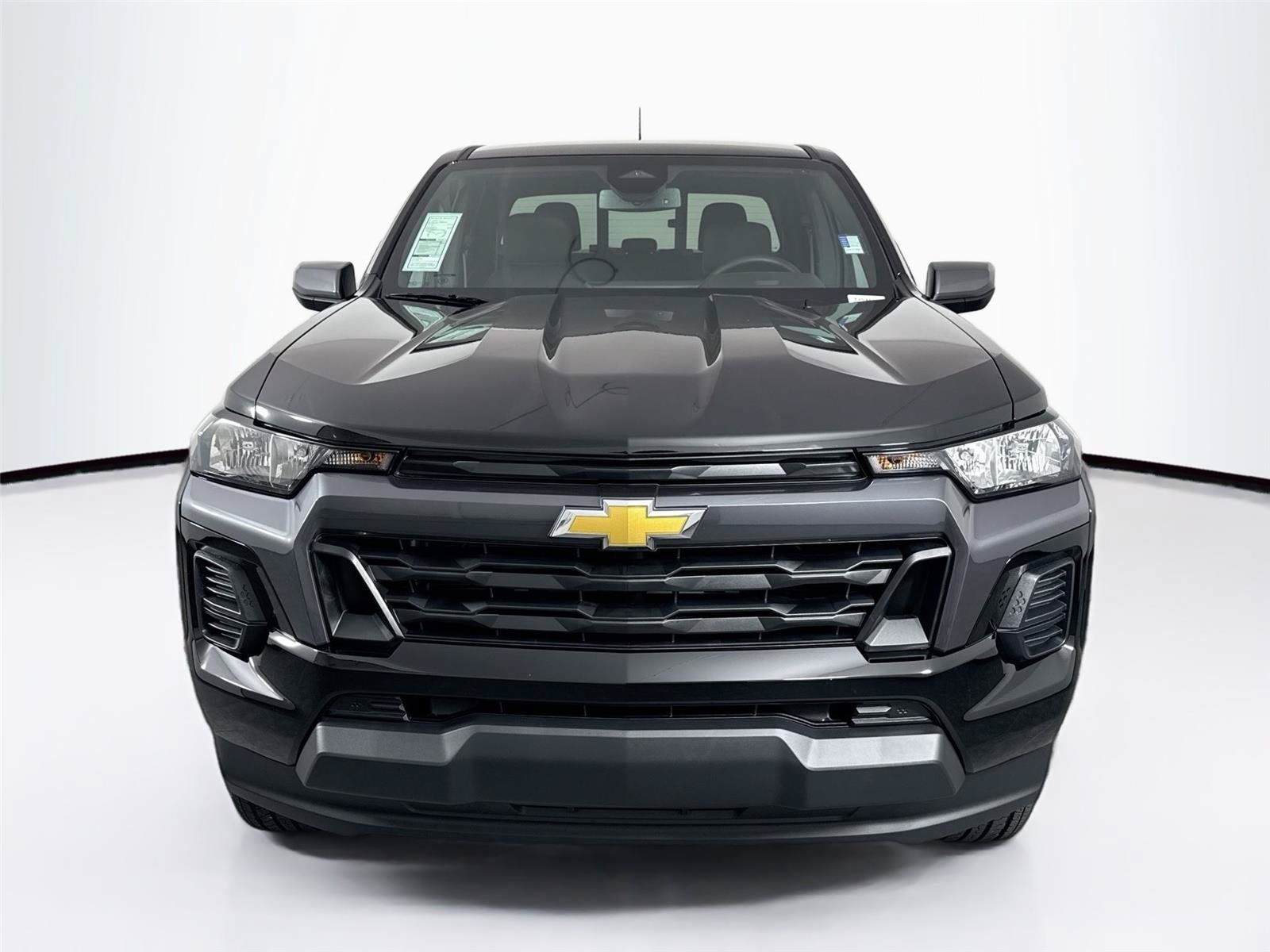 Used 2026 Chevrolet Colorado LT RWD image 9
