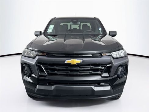 Used 2026 Chevrolet Colorado LT RWD image 9