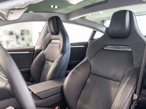 Used 2026 Tesla Model 3 Performance image 18