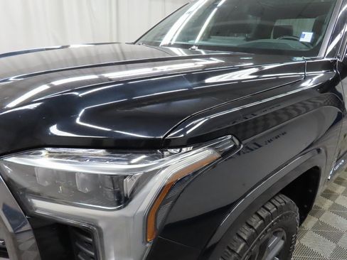 Used 2022 Toyota Tundra Platinum image 40