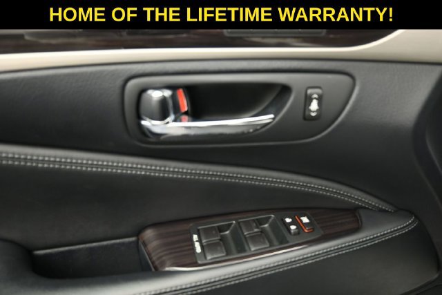 Used 2013 Lexus LS 460 L w/ Ultra Luxury Pkg AWD/4WD image 13