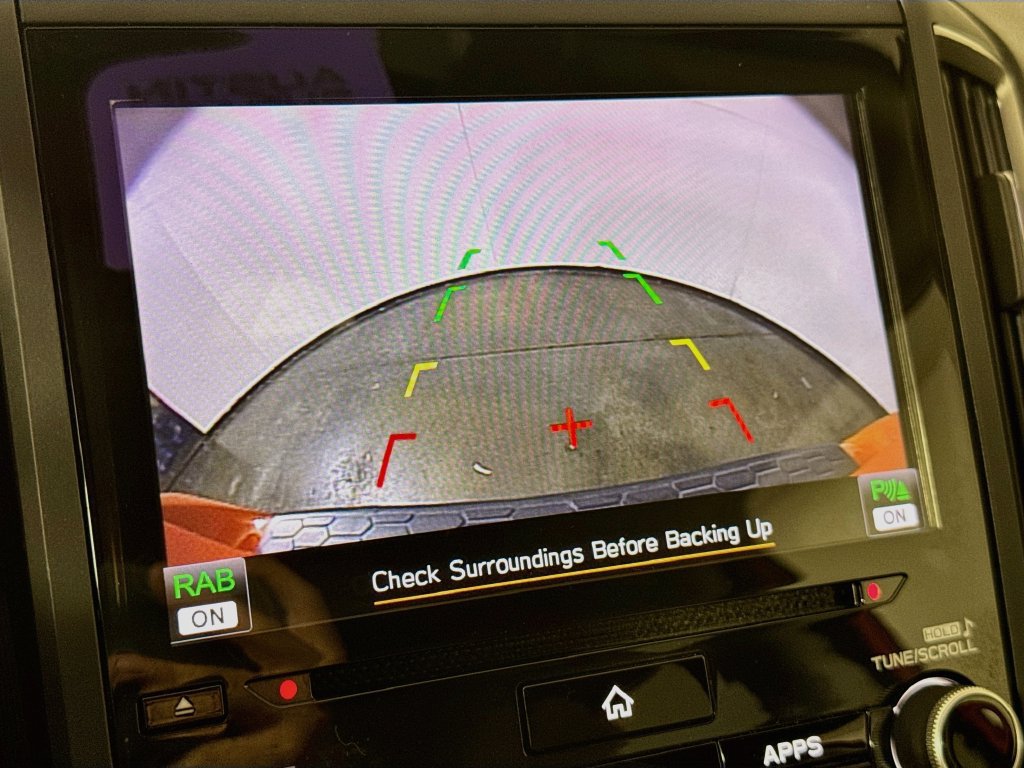 Used 2019 Subaru Crosstrek 2.0i Limited w/ Moonroof Package w/Navigation AWD/4WD image 16