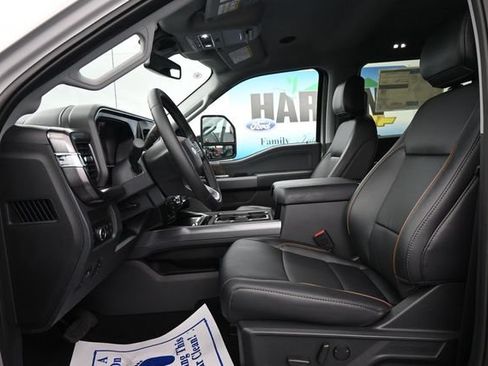 New 2026 Ford F250 Lariat w/ Black Appearance Package AWD/4WD image 10