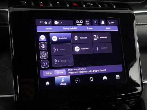 Used 2023 Jeep Grand Cherokee L Laredo image 34