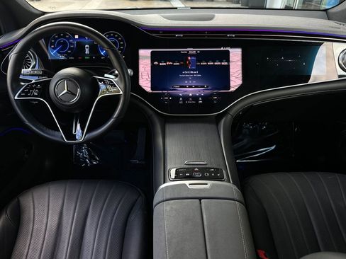 Certified 2023 Mercedes-Benz EQS 580 4MATIC SUV image 4